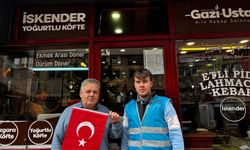 Kütahya Tek Yürek! Çarşı Kırmızı-Beyaza Büründü