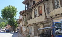 Kütahya’da Tarih Ayağa Kalkıyor! Metruk Binalar Hayata Dönüyor