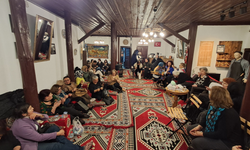 Kütahya’da İlmek İlmek Dayanışma: “Örgünü Al da Gel” Yoğun İlgi Gördü