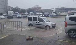 5 dakika yetti: Balıkesir’de su baskınları yaşandı