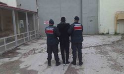 Firari şüpheli operasyonla yakayı ele verdi