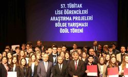 Kütahya eğitimde yükseliyor: Lise öğrencileri bölgeyi salladı