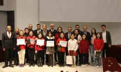 Kütahya’da duygu dolu anlar: İstiklâl Marşı yarışması büyük ilgi gördü