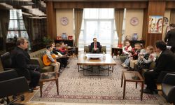 Kütahya’da sanatın kalbi attı: Müzik öğrencilerine Valilikten özel kabul