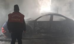 Otomobil yangını mahalleyi alarma geçirdi