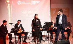 Şiir ve eğitim aynı sahnede: Öğretmenlerden özel dinleti