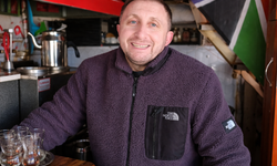 Kütahya’da duyan şaşırıyor: Yıllardır çay satıyor ama bir yudum içmedi