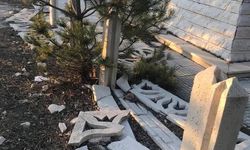 14 Mart Tıp Bayramı'nda Utandıran Görüntü: Tabip Yüzbaşı Hamdi Bey ve 158 Şehidimiz Unutuldu mu?