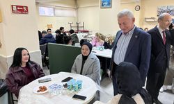 İş İnsanı Cenk Durmaz’dan Öğrencilere Ramazan Sofrası