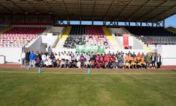 Tavşanlı’da Atletizm Kursunu Tamamlayan Sporculara Sertifika