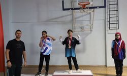 Kütahya’da bilek güreşi heyecanı: Küçükler il birinciliği tamamlandı