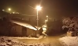 Tavşanlı'ya Mart ayında yağan kar şaşırttı
