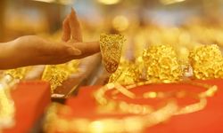 Altın fiyatları savaş gölgesinde yükseldi: Gram altın 7 bin liranın üzerinde