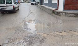 Kütahya’da bir yıldır bitmeyen yol çilesi: Yenidoğan Mahallesi isyan etti