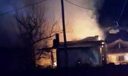 Kütahya'da yangın köyü ayağa kaldırdı: Ev kül oldu