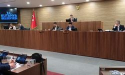 Kütahya Meclisi'nde Şok Ret! 50 Milyonluk Kredi Yetkisine Fren