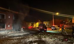 Kütahya’da Metruk Bina Alev Alev! Mahalle Alarmda