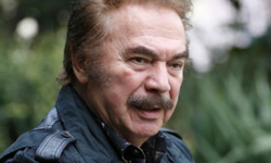 81 yaşındaki Orhan Gencebay hastanede tedavi altına alındı