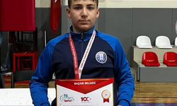 Kütahyalı genç güreşçi Türkiye grup üçüncüsü oldu