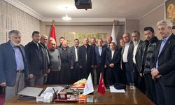 Kütahya’da Siyasi Partiler Aynı İftar Sofrasında Buluştu: Birlik ve Beraberlik Mesajı Verildi