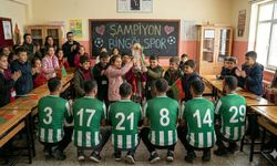 2. Lig’deki Yeni Rakibimizden Örnek Davranış! Şampiyonluğu Çocuklarla Kutladılar