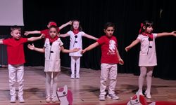 Kırdar Bilgiören Koleji 23 Nisan Ulusal Egemenlik ve Çocuk Bayramı'nı görkemli programla kutladı