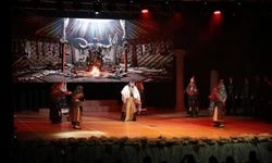 Aizanoi sahneye taşındı: 82 Kütahyalı gençten dev performans