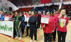 Kütahya’da özel sporcular sahaya çıktı: Azim ve mücadele alkış topladı