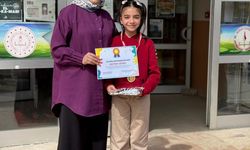 Altıntaş’ta minik öğrencinin çevre hassasiyeti örnek oldu