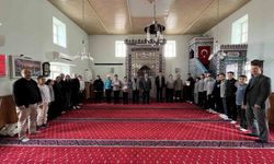 Hisarcık’ta dikkat çeken ödül: Müezzinlik yapan öğrenciler takdir topladı