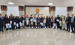 Kütahya’da eğitimde gurur tablosu: Başarılı öğrencilere ödül