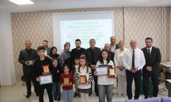 Kütahya’da geleceğin yıldızları ödüllendirildi: yarışmada dikkat çeken anlar