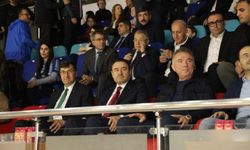 Kütahya’da kenetlenme: Protokolden Belediyespor’a tribün desteği