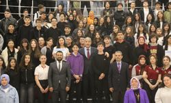 Kütahya’da Safahat buluşması: Gençler Mehmet Akif’i anlattı