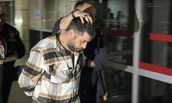 Komşuda vahşi cinayet: 5 altın için yaşlı kadını katletti