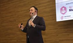 Kütahya Belediyesi'nde personeller için iletişim eğitimi düzenlendi