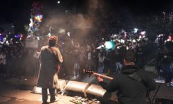 Tavşanlı'da Mavi Gri konseri bayram kutlamalarına damga vurdu