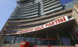 CHP Genel Merkezi’nde Tahliye Gerginliği: İcra Memurları Binaya Geldi