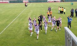 Kütahya'da kadın futbol derbisinde tarihi sonuç: 17-1