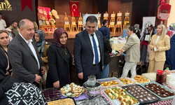 Gediz’de Anneler Günü’ne Özel Anlamlı Organizasyon