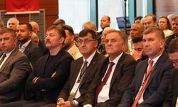 Kent yoksulluğu masaya yatırıldı: Başkan Kahveci, kritik toplantıya katıldı