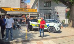 Bıçaklı kavgada kritik müdahale: Sivil polis araya girdi