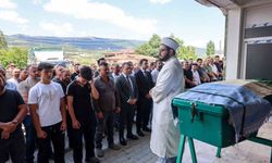 Sevilen muhtar son yolculuğuna uğurlandı