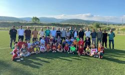 Domaniç'te geleceğin futbolcuları sahneye çıktı
