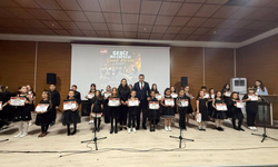 Gediz'de minik seslerden büyük konser: Çocuk korosu alkış aldı
