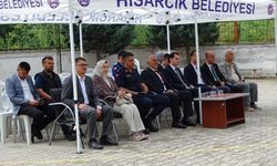 Kütahya'da ortaokulda düzenlenen hayır çarşısı yoğun ilgi gördü