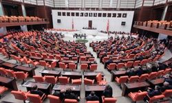Memur, işçi ve emekli beklerken vekil maaşı gündem oldu