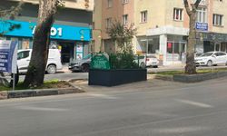 Kütahya’da Yolun Ortasındaki Gizemli Kabir: Yıllardır Dilden Dile Anlatılıyor