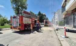 İş yeri yangını, dumandan etkilenen 6 kişi hastaneye kaldırıldı