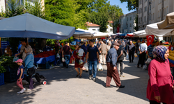 Tamer Yenikaya Çarşamba Pazarı'nda Konuştu: "Vatandaşın Alım Gücü Kalmadı"